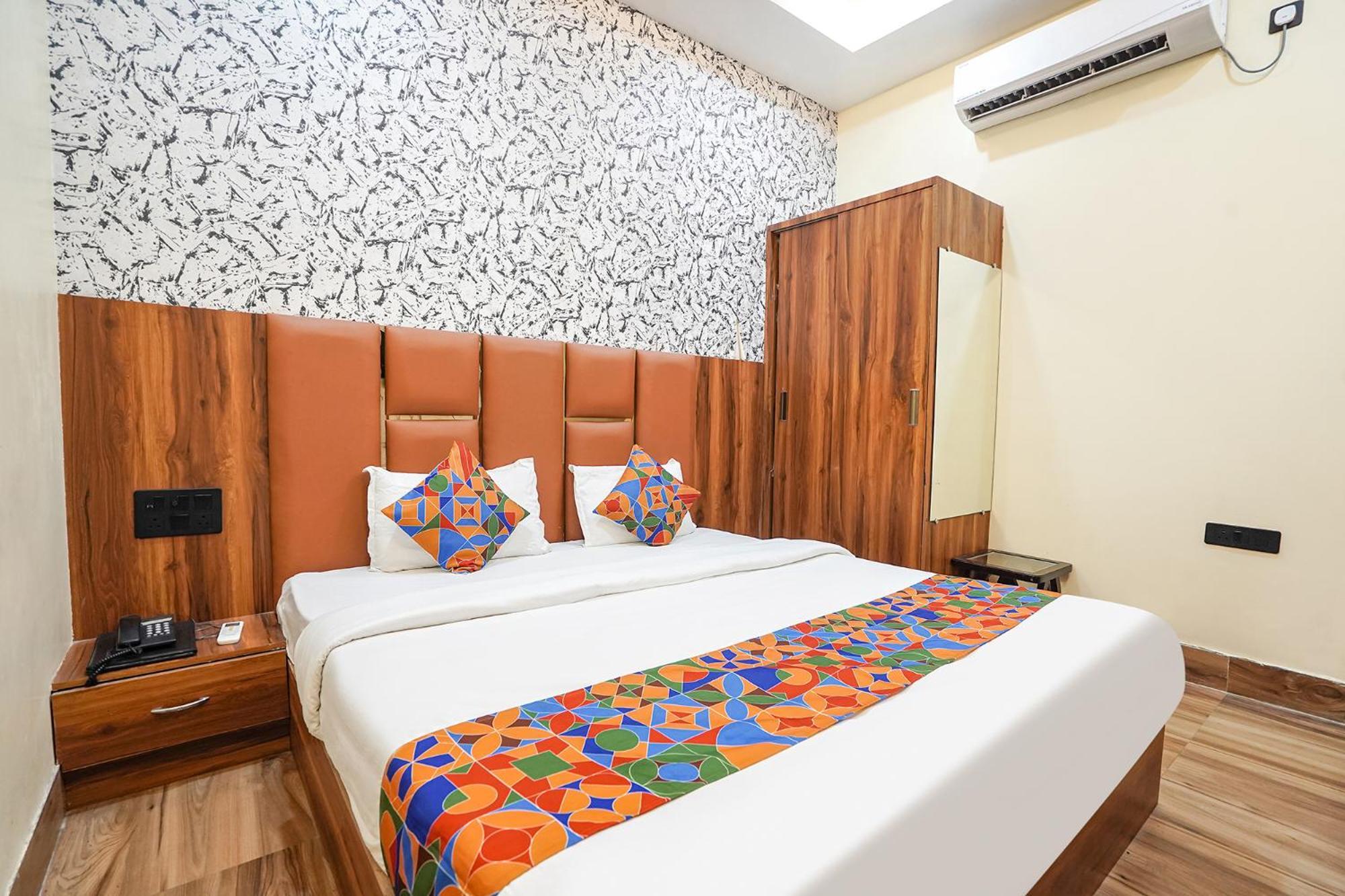 Fabhotel The Vrindavan Inn Dış mekan fotoğraf