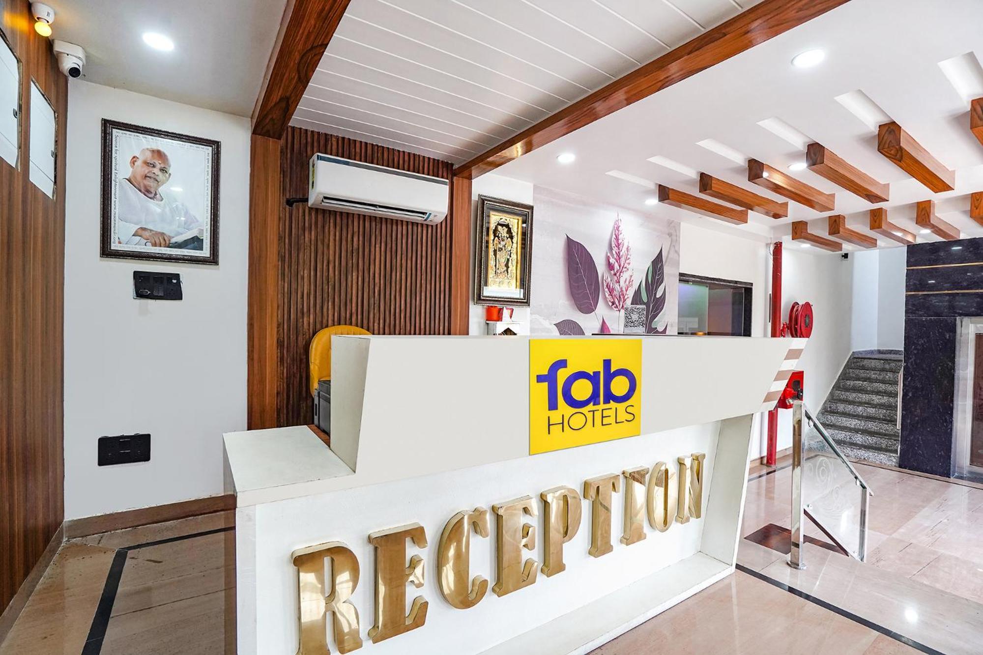 Fabhotel The Vrindavan Inn Dış mekan fotoğraf