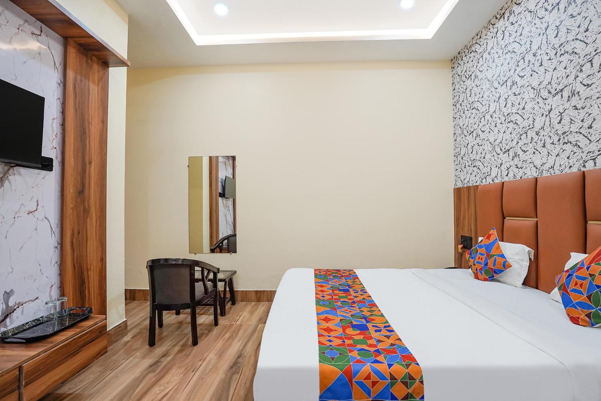 Fabhotel The Vrindavan Inn Dış mekan fotoğraf