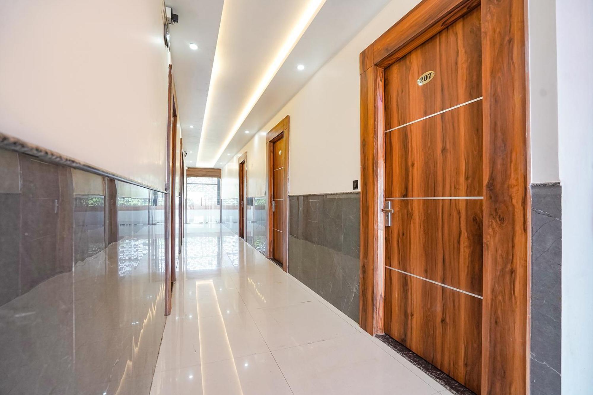 Fabhotel The Vrindavan Inn Dış mekan fotoğraf